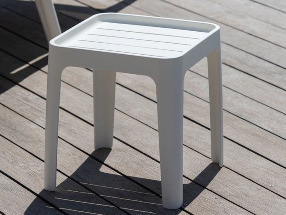 20 Tavolini Provence 40X40 Grosfillex