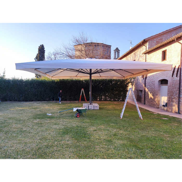 Ombrellone gigante a palo centrale bianco Titano Classic 8X8 mt